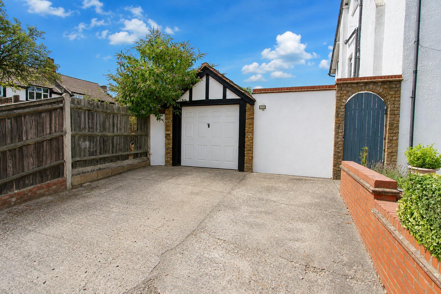 Sandy Lane South, Wallington